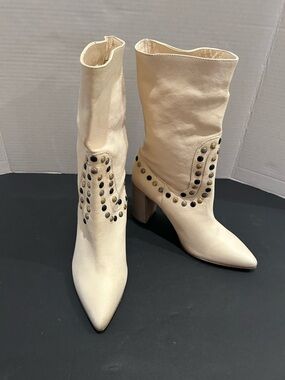 Women's Free People Dakota Boho Festival Studded Western Booties size 37.5